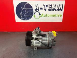 Używane Pompa klimatyzacji Renault Captur (2R) 1.2 TCE 16V EDC Cena € 74,99 Procedura marży oferowane przez A-Team Automotive Rotterdam