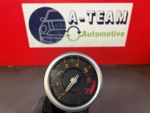 Usagé Tachomètre Renault Twingo II (CN) 1.2 Prix € 20,00 Règlement à la marge proposé par A-Team Automotive Rotterdam