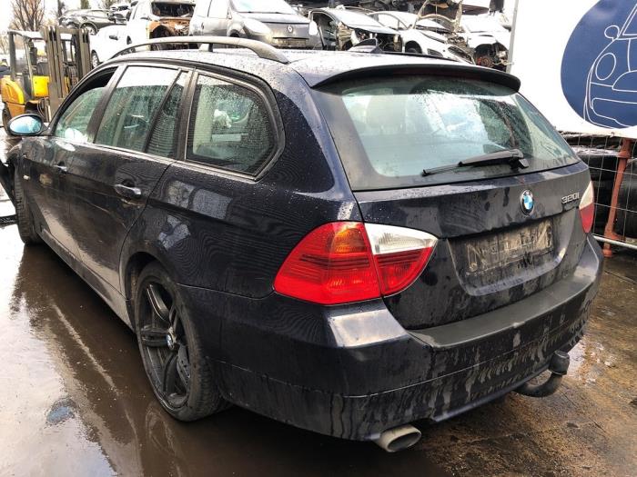 Rear end (complete) from a BMW 3 serie Touring (E91) 320i 16V 2008