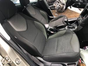 Used Armrest Peugeot 308 (4A/C) 1.6 VTI 16V Price on request offered by A-Team Automotive Rotterdam