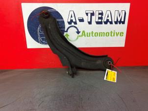 Used Front wishbone, right Renault Clio IV (5R) 1.5 Energy dCi 90 FAP Price € 29,99 Margin scheme offered by A-Team Automotive Rotterdam