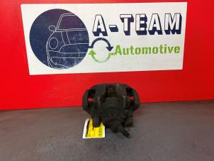 Used Front brake calliper, right Renault Clio IV (5R) 1.5 Energy dCi 90 FAP Price € 19,99 Margin scheme offered by A-Team Automotive Rotterdam