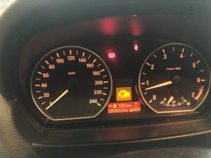 Used Instrument panel BMW 1 serie (E87/87N) 116i 2.0 16V Price on request offered by A-Team Automotive Rotterdam