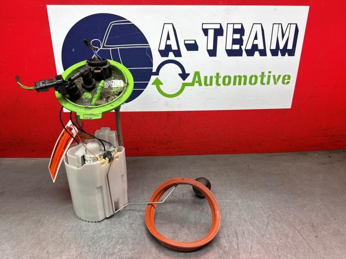 Used Petrol pump Volkswagen Golf VII (AUA) 1.4 GTE 16V Price € 49,99 Margin scheme offered by A-Team Automotive