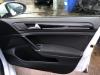 Tapicerka drzwi lewych tylnych wersja 4-drzwiowa z Volkswagen Golf VII (AUA) 1.4 GTE 16V 2015