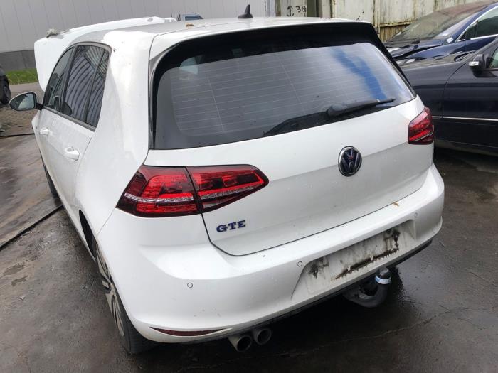 Feu arrière droit d'un Volkswagen Golf VII (AUA) 1.4 GTE 16V 2015