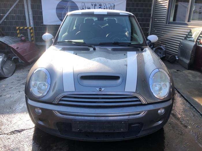 Front end, complete from a MINI Mini Cooper S (R53) 1.6 16V 2003