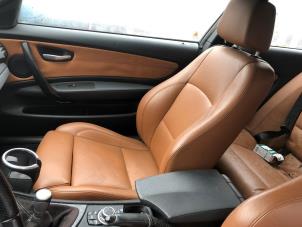 Gebrauchte Sitz rechts BMW 1 serie (E81) 118i 16V Preis auf Anfrage angeboten von A-Team Automotive Rotterdam