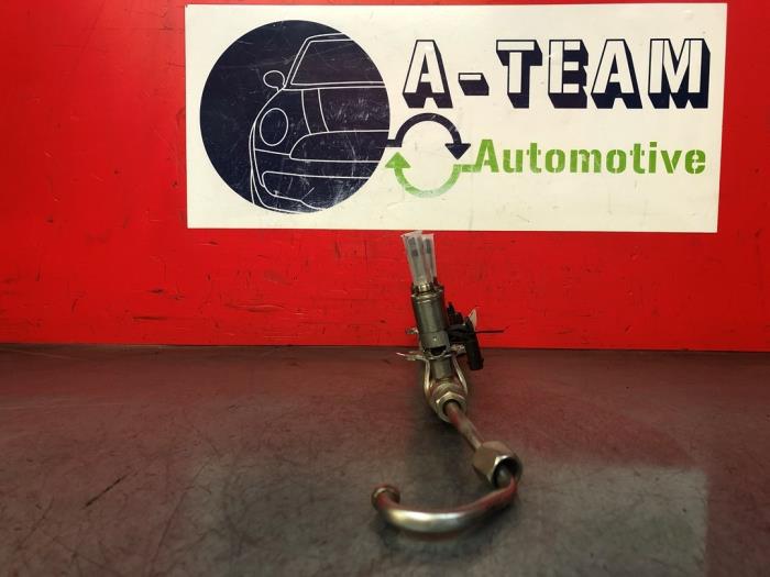 Fuel injector nozzle from a Volkswagen Polo V (6R) 1.2 TSI 16V BlueMotion Technology 2015