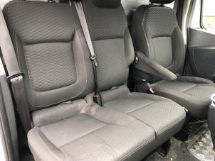 Used Front seatbelt, centre Opel Vivaro 1.6 CDTI BiTurbo 120 Price on request offered by A-Team Automotive Rotterdam