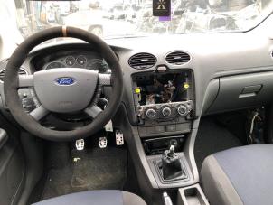 Gebrauchte Sicherheitsgurt links vorne Ford Focus 2 2.0 16V Preis auf Anfrage angeboten von A-Team Automotive Rotterdam