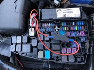 Used Fuse box Mazda 6 (GJ/GH/GL) 2.0 SkyActiv-G 165 16V Price on request offered by A-Team Automotive Rotterdam