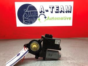 Used Door window motor Volkswagen Polo IV (9N1/2/3) 1.2 12V Price on request offered by A-Team Automotive Rotterdam
