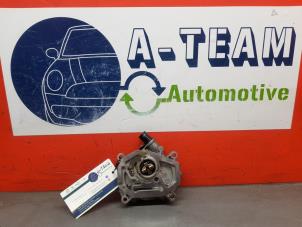 Used Vacuum pump (petrol) Mercedes A Limousine (177.1) 2.0 A-250 Turbo 16V 4Matic Price € 74,99 Margin scheme offered by A-Team Automotive Rotterdam