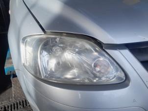 Used Headlight, right Volkswagen Fox (5Z) 1.2 Price € 29,99 Margin scheme offered by A-Team Automotive Rotterdam