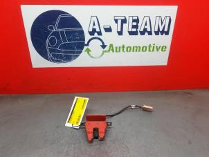 Used Tailgate lock mechanism Volkswagen Fox (5Z) 1.2 Price € 39,99 Margin scheme offered by A-Team Automotive Rotterdam