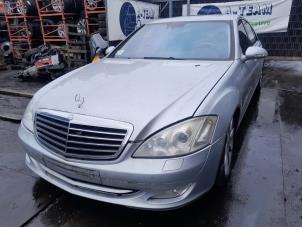 Used Air conditioning pump Mercedes S (W221) 5.5 S-550 32V Price on request offered by A-Team Automotive Rotterdam