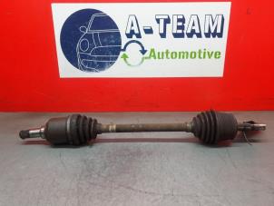 Usagé Cardan gauche (transmission) Fiat Grande Punto (199) 1.2 Prix € 29,99 Règlement à la marge proposé par A-Team Automotive Rotterdam