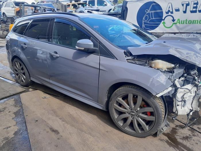 ABS pump Ford Focus 3 Wagon 2.0 ST EcoBoost 16V - 1862902 R9DC