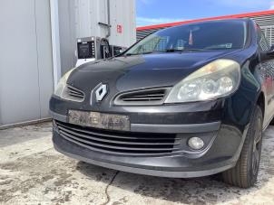 Used Front bumper Renault Clio III (BR/CR) 1.2 16V 75 Price on request offered by A-team Automotive Hellevoetsluis