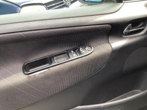 Gebrauchte Elektrisches Fenster Schalter Peugeot 207 SW (WE/WU) 1.6 16V Preis auf Anfrage angeboten von A-team Automotive Hellevoetsluis