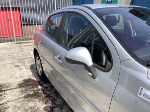 Used Wing mirror, right Peugeot 207/207+ (WA/WC/WM) 1.4 16V VTi Price on request offered by A-team Automotive Hellevoetsluis