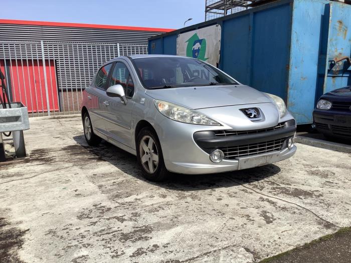 Begagnade Dynamo Peugeot 207/207+ (WA/WC/WM) 1.4 16V VTi Pris € 34,99 Marginaltabell erbjuds av A-team Automotive
