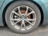 Felge + Reifen van een BMW 3 serie (G20), 2018 320i 2.0 TwinPower Turbo 16V, Limousine, 4-tr, Benzin, 1.998cc, 135kW (184pk), RWD, B48B20B, 2019-03, 5F71; 5F72 2019