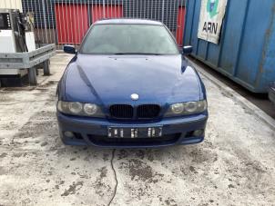Used Front wing, left BMW 5 serie (E39) 525d 24V Price on request offered by A-team Automotive Hellevoetsluis