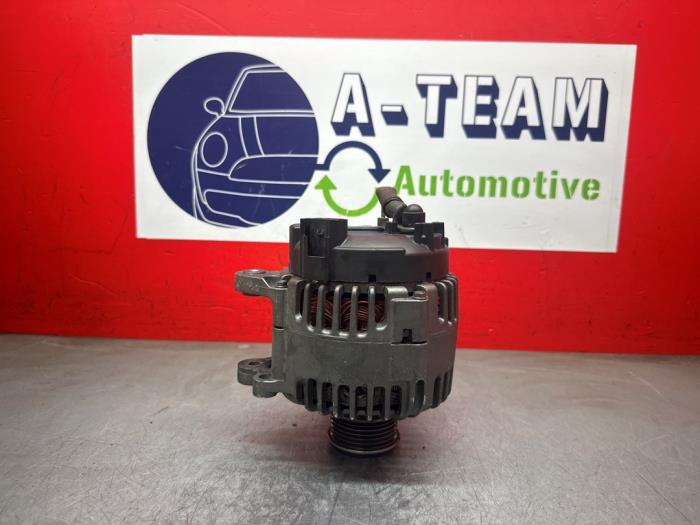 Dynamo from a Volkswagen Transporter/Caravelle T5 2.0 TDI DRF 2013