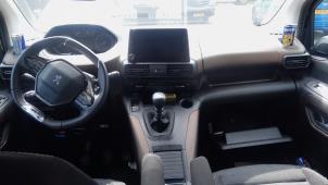 Usados Sistema de navegación Peugeot Rifter (ER/EC/EZ) 1.5 BlueHDi 130 Precio de solicitud ofrecido por A-Team Automotive
