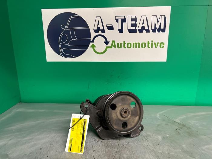 Usagé Pompe de direction Dodge Ram Van 2.4 16V Prix € 74,99 Règlement à la marge proposé par A-team Automotive
