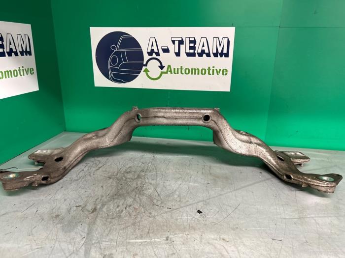 Usados Subchasis Porsche Cayenne (9PA) 4.5 S V8 32V Precio € 74,99 Norma de margen ofrecido por A-team Automotive