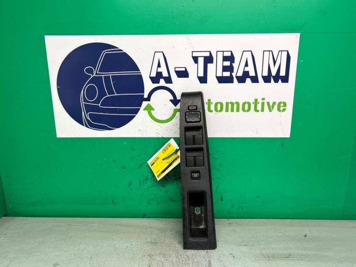 Usados Interruptor combinado de ventanillas Mazda 5 (CR19) 1.8i 16V Precio € 49,99 Norma de margen ofrecido por A-team Automotive