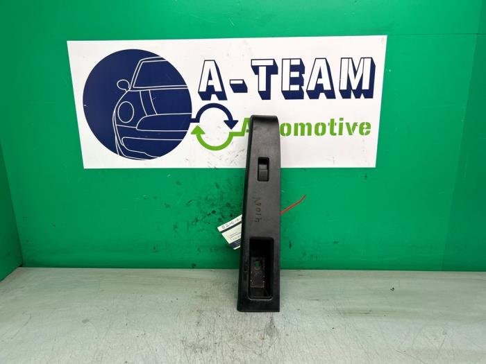 Usados Interruptor de ventanilla eléctrica Mazda 5 (CR19) 1.8i 16V Precio € 29,99 Norma de margen ofrecido por A-team Automotive