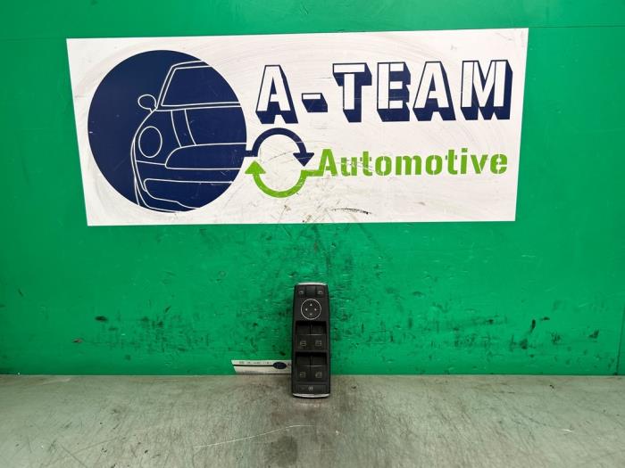 Usados Interruptor de ventanilla eléctrica Mercedes E (W212) E-350 CDI V6 24V BlueEfficiency Precio € 39,99 Norma de margen ofrecido por A-team Automotive