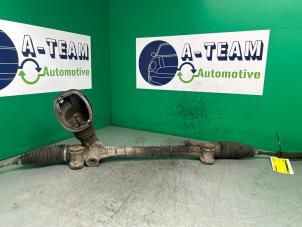 Usagé Boîtier de direction Peugeot 107 1.0 12V Prix € 29,99 Règlement à la marge proposé par A-Team Automotive