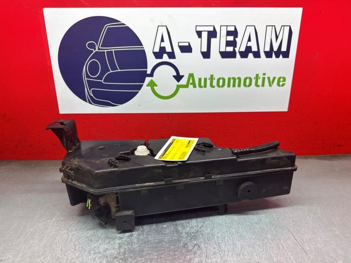 Gebrauchte Adblue Tank Peugeot Partner (GC/GF/GG/GJ/GK) 1.6 HDI 75 Phase 2 Preis € 299,99 Margenregelung angeboten von A-Team Automotive