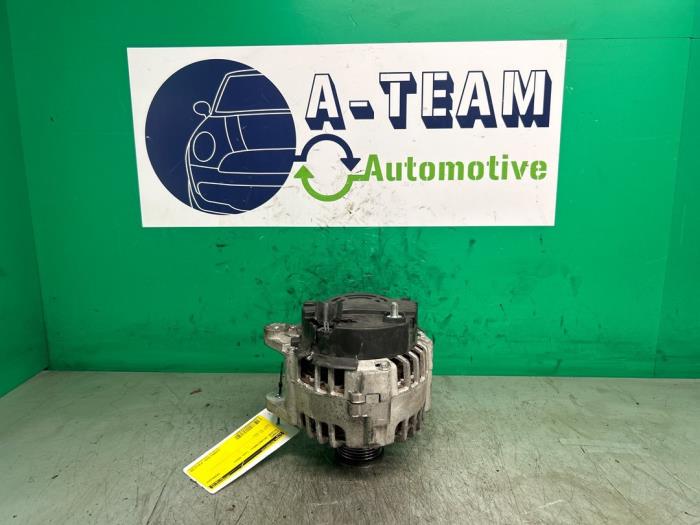 Usagé Dynamo Nissan Primastar 2.5 dCi 140 16V Prix € 49,99 Règlement à la marge proposé par A-team Automotive