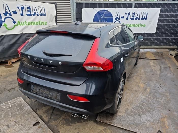 Usagé Train arrière complet Volvo V40 (MV) 1.6 D2 Prix € 149,99 Règlement à la marge proposé par A-Team Automotive