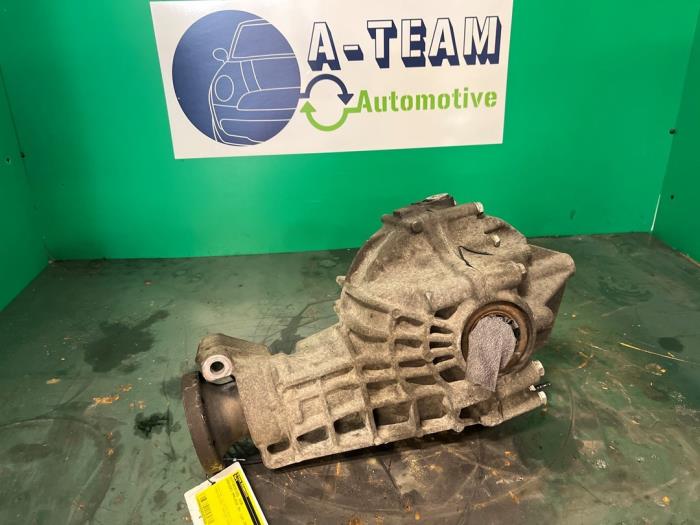 Begagnade Främre differential Mercedes ML I (163) 320 3.2 V6 18V Autom. Pris på förfrågan erbjuds av A-team Automotive