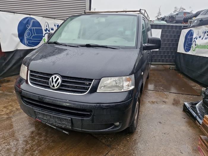 Used Engine management computer Volkswagen Transporter T5 2.5 TDi PF Price € 149,99 Margin scheme offered by A-Team Automotive