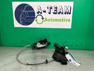 Usagé Serrure portière mécanique 4portes avant gauche Ford S-Max (GBW) 2.3 16V Prix € 49,99 Règlement à la marge proposé par A-team Automotive