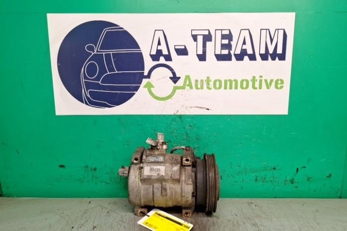 Usagé Compresseur de clim Chrysler PT Cruiser Cabrio 2.4 16V GT Turbo Prix € 74,99 Règlement à la marge proposé par A-team Automotive
