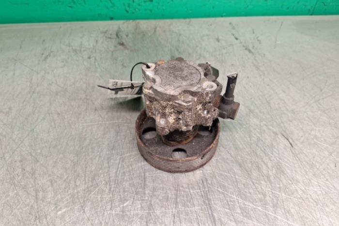Pompe de direction d'un Volkswagen Sharan (7M8/M9/M6) 2.8 VR6 Syncro 1997