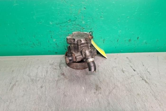 Pompe de direction d'un Volkswagen Sharan (7M8/M9/M6) 2.8 VR6 Syncro 1997