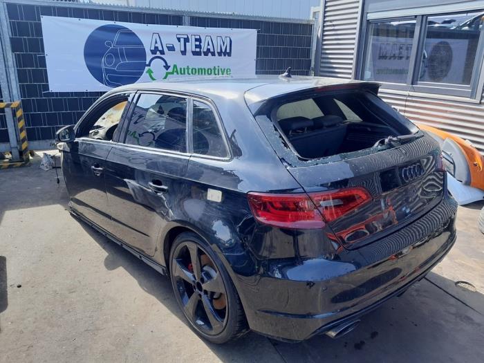 Używane Pompa ABS Audi RS 3 Sportback (8VA/8VF) 2.5 TFSI 20V Quattro Performance Cena € 349,99 Procedura marży oferowane przez A-Team Automotive