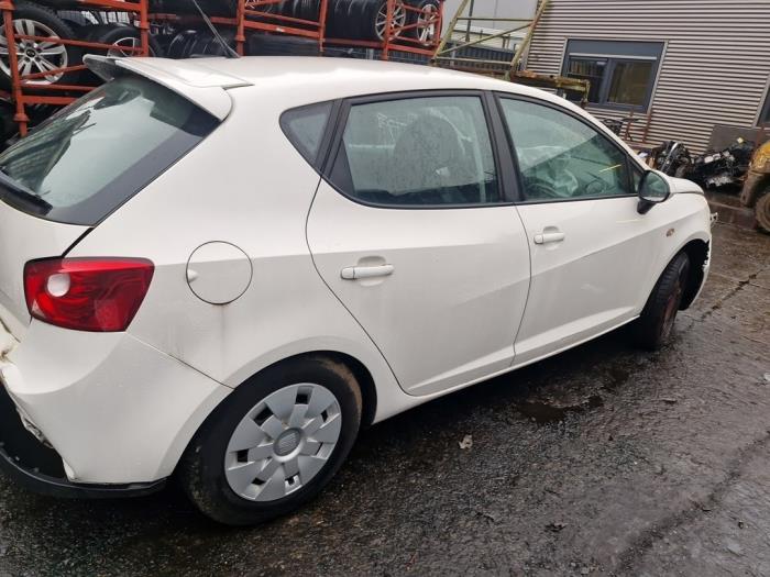 Seat Ibiza 2008 - 2017 Pair Of Wing Mirror Covers In Candy White LH And RH