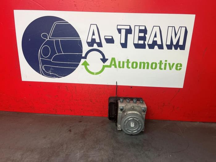 Used ABS pump BMW M4 (F83) 3.0 24V TwinPower Turbo Price € 225,00 Margin scheme offered by A-Team Automotive