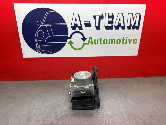 Used ABS pump Volkswagen Golf VII (AUA) e-Golf Price € 99,99 Margin scheme offered by A-Team Automotive